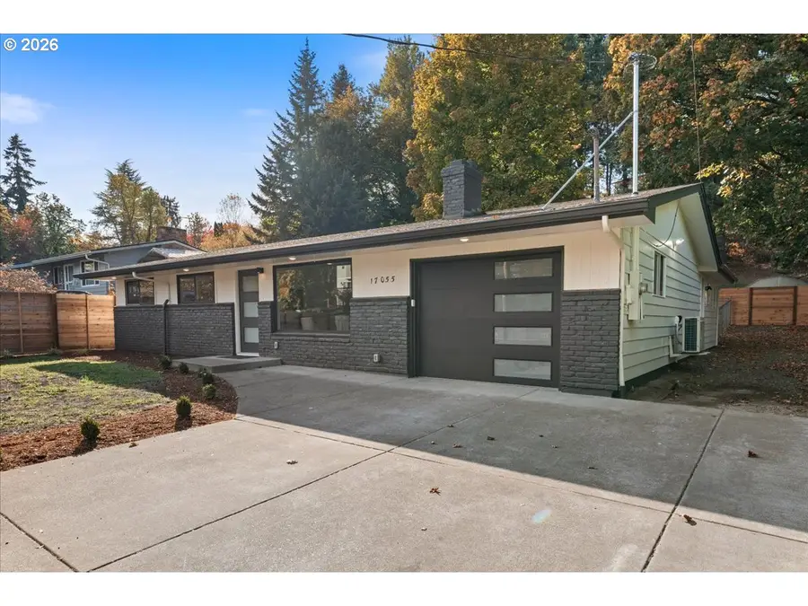 17055 SE Webster Rd, Gladstone, OR 97027 - #3