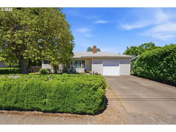 8008 Macarthur Blvd, Vancouver, WA 98664