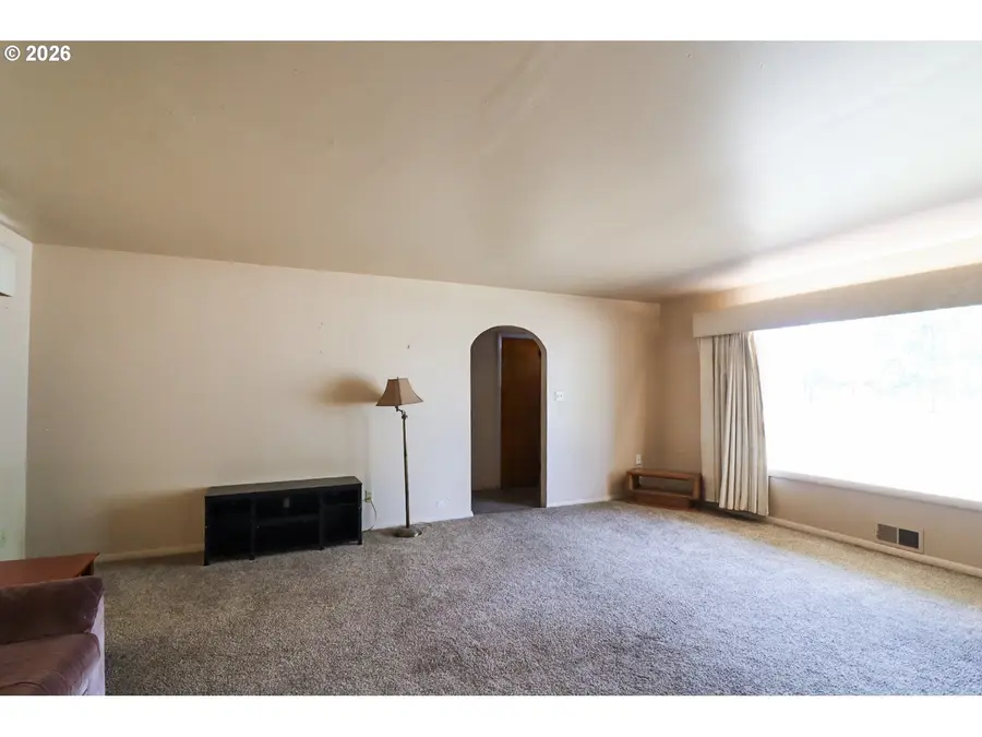 508 6th St, La Grande, OR 97850 - #3
