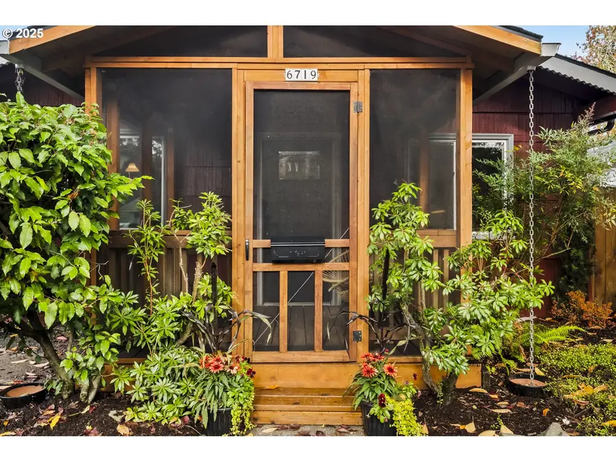 6719 SE Cora St, Portland, OR 97206 - Image #3