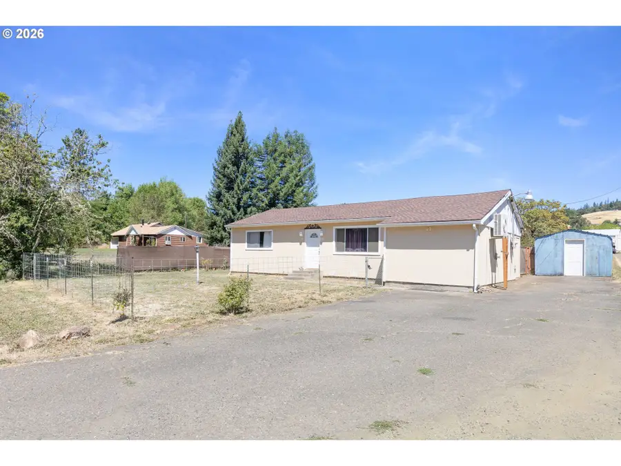 528 Buckhorn Rd, Roseburg, OR 97470 - #3