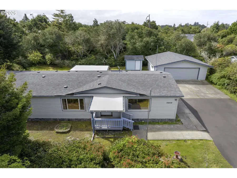 4869 Seapine Dr, Florence, OR 97439 - #2