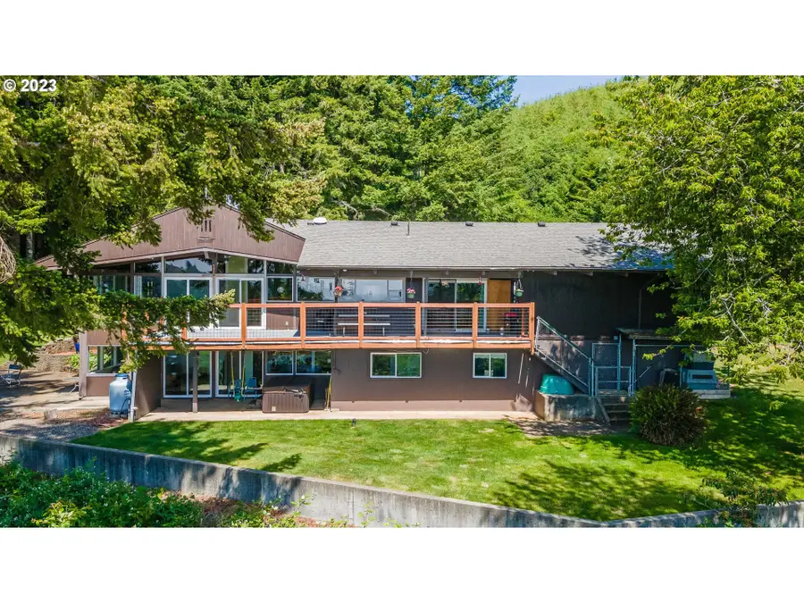 94532 Golf Course Ln, Eastside, OR 97459 - #2