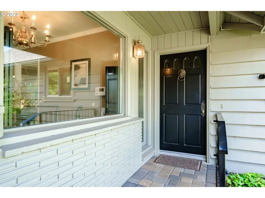 2872 Suffolk Ct, Eugene, OR 97401 - Image #3