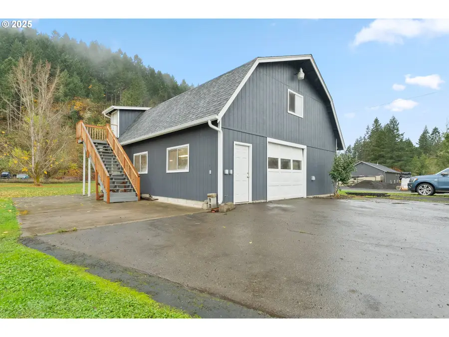 708 Heather Ln, Roseburg, OR 97471 - Image #3