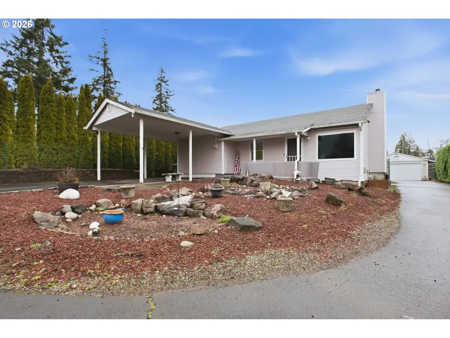 3506 Columbia Heights Rd, Longview, WA 98632 - #3