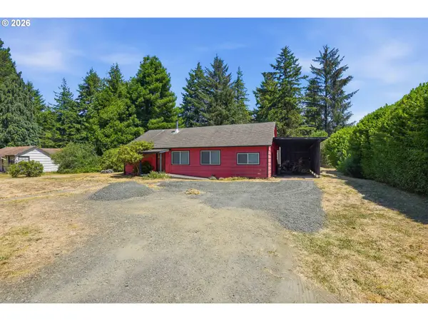 69341 Wildwood Rd, NorthBend, OR 97459