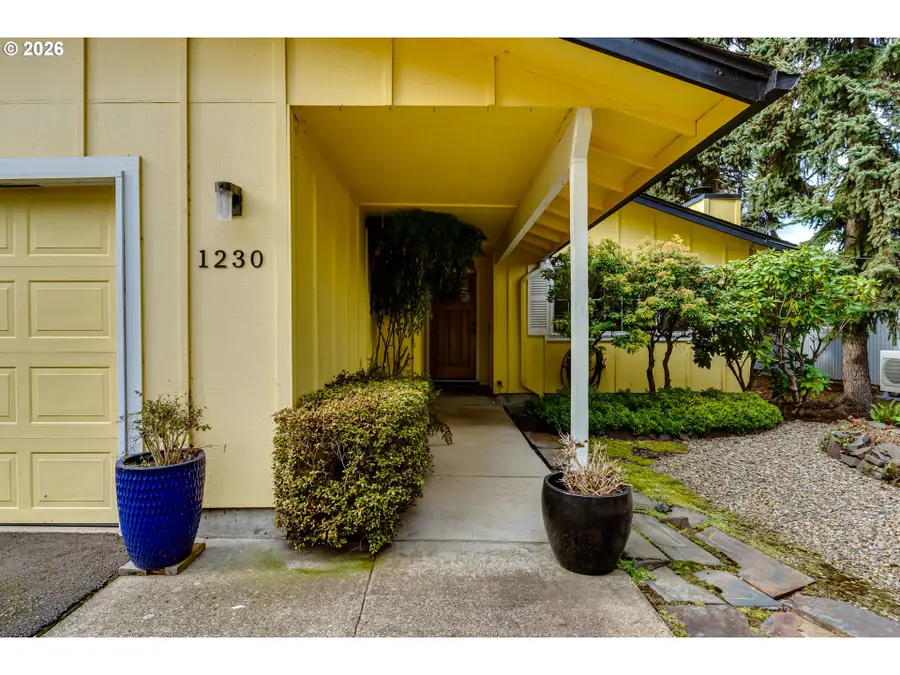 1230 Debrick Rd, Eugene, OR 97401 - Image #2