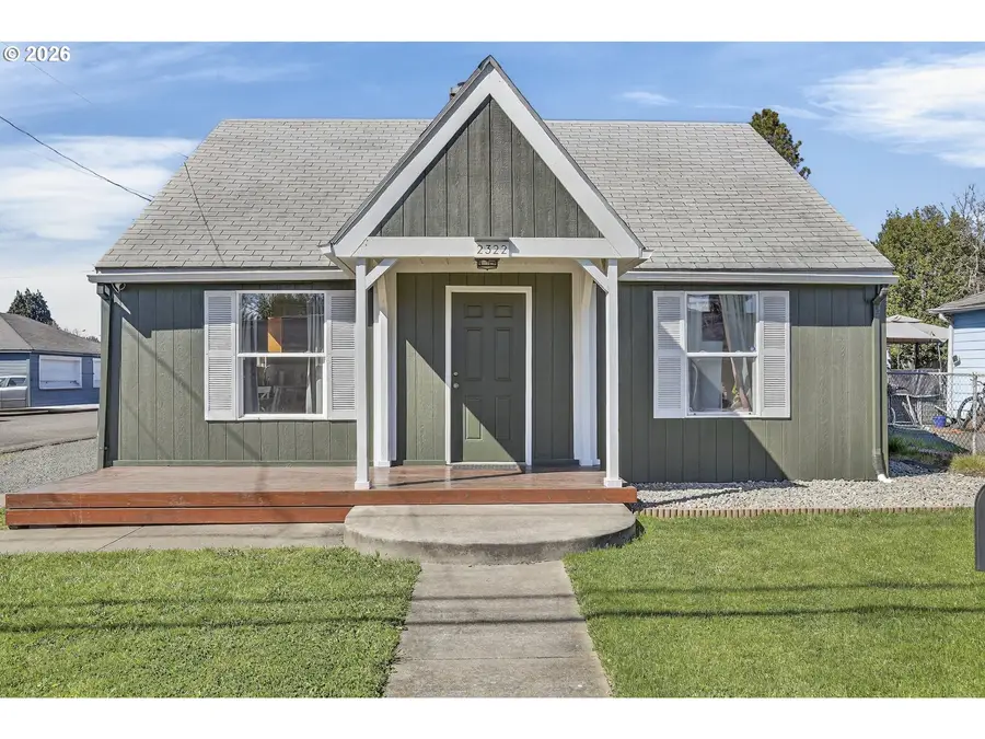 2322 Columbia Blvd, Saint Helens, OR 97051 - #2