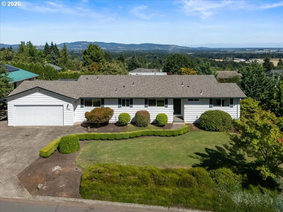 209 NW Alder St, Dundee, OR 97115 - #1