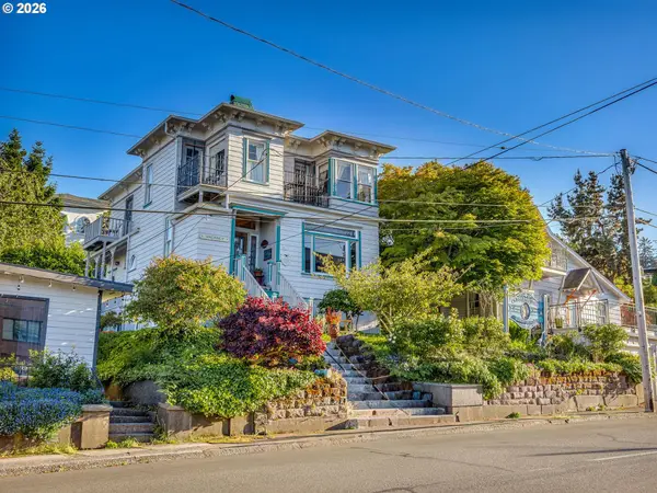 847 Exchange St, Astoria, OR 97103