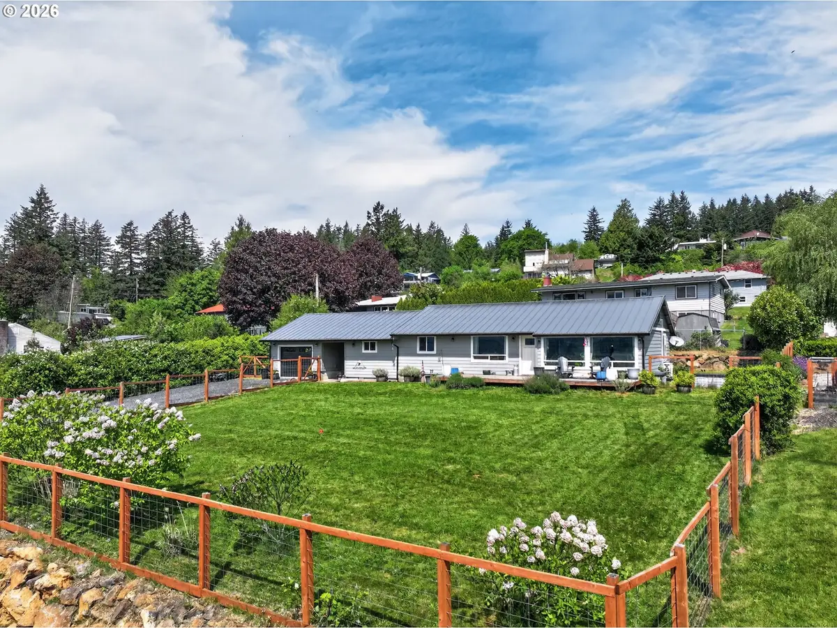 241 NE Shepherd Ave, Stevenson, WA 98648 - #1