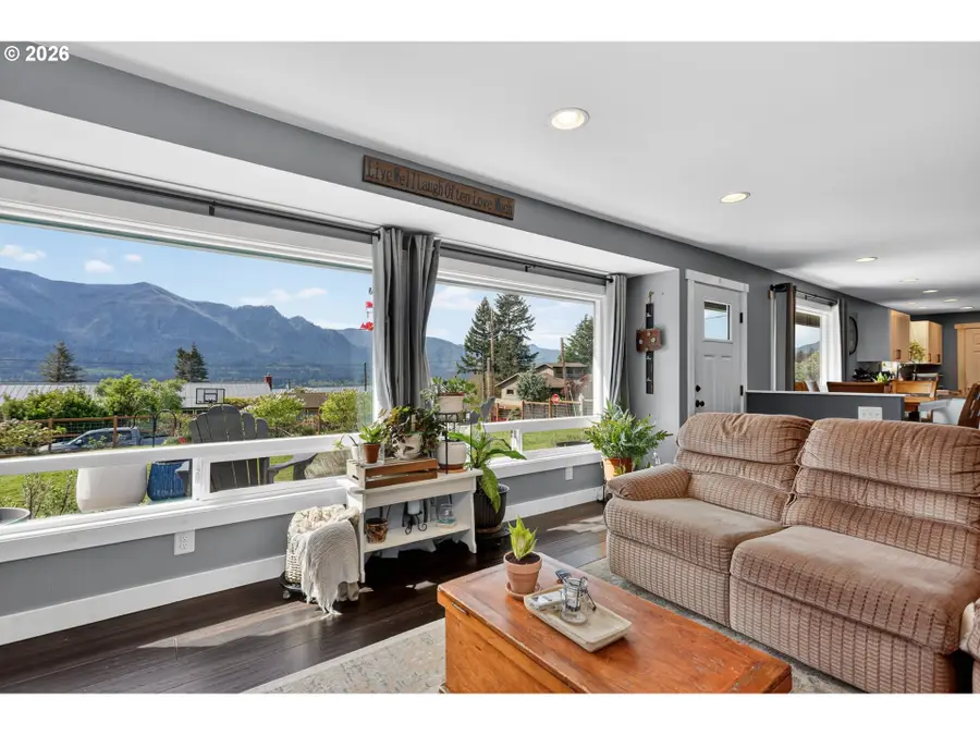 241 NE Shepherd Ave, Stevenson, WA 98648 - #3