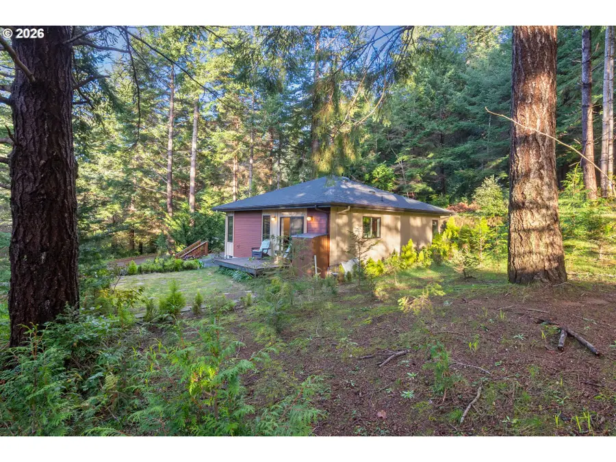 241 16th St, Port Orford, OR 97465 - Image #3