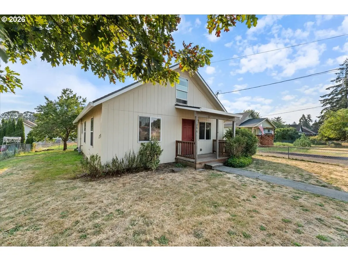254 N 6th St, Saint Helens, OR 97051 - #1