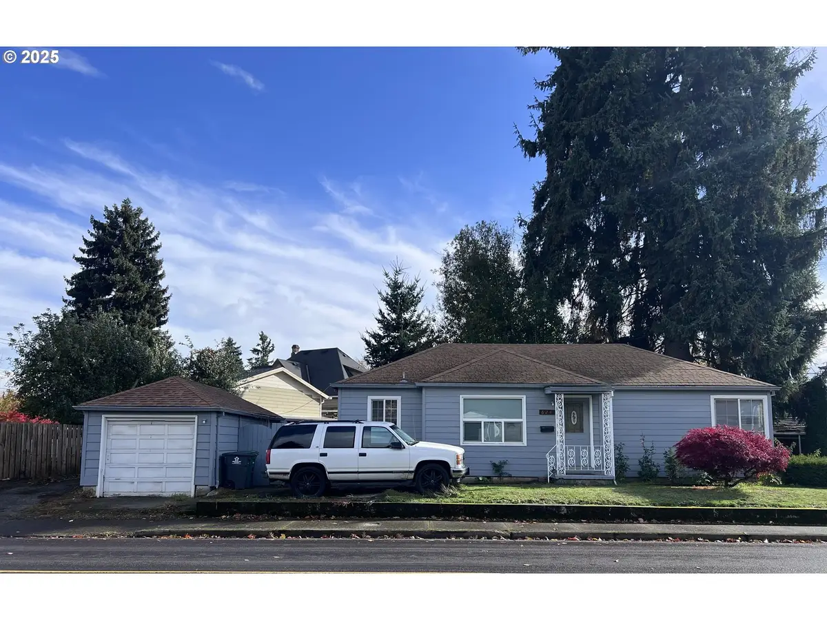 624 N Settlemier Ave, Woodburn, OR 97071 - Image #1