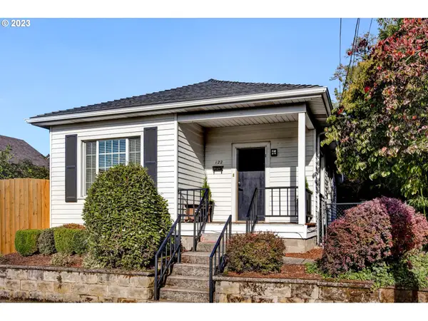 122 NE Dallas St, Camas, WA 98607