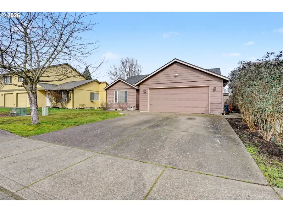 4275 Mahrt Ave, Salem, OR 97317 - #3