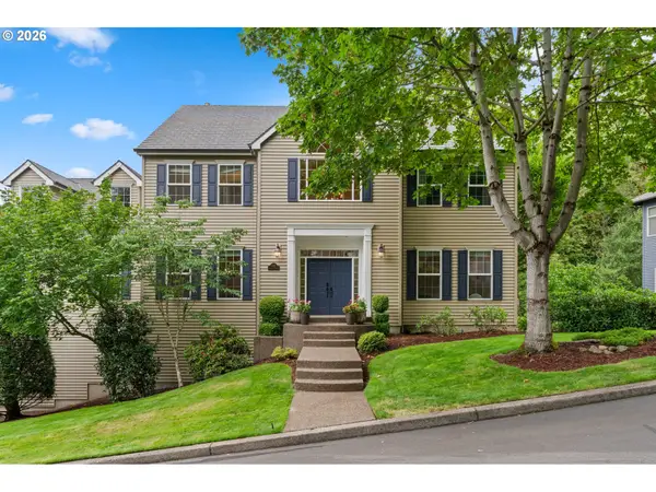 1 Creekside Ter, LakeOswego, OR 97035