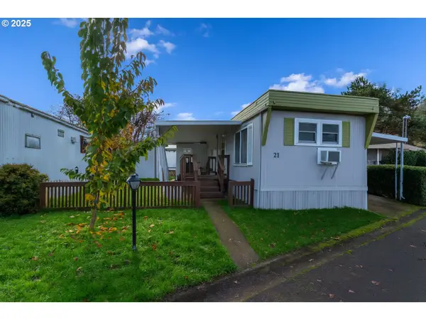 1010 Geary St #21, Albany, OR 97322