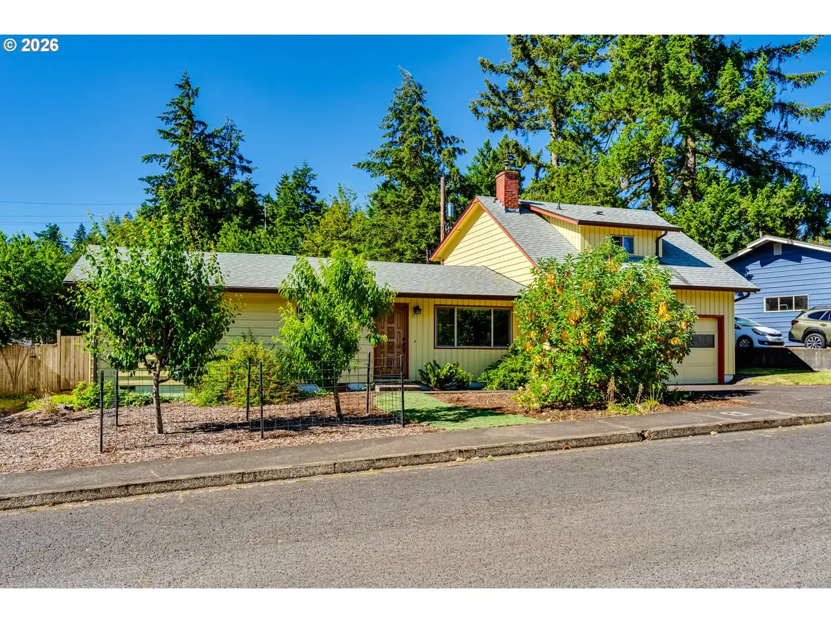 450 W 28th Ave, Eugene, OR 97405 - #1