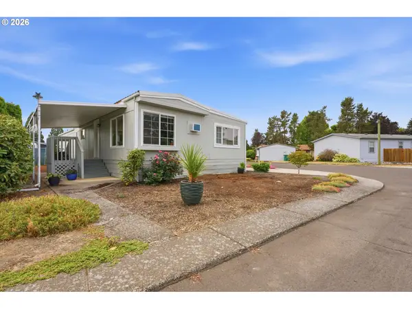 3486 Rainbow Loop #28, Hubbard, OR 97032
