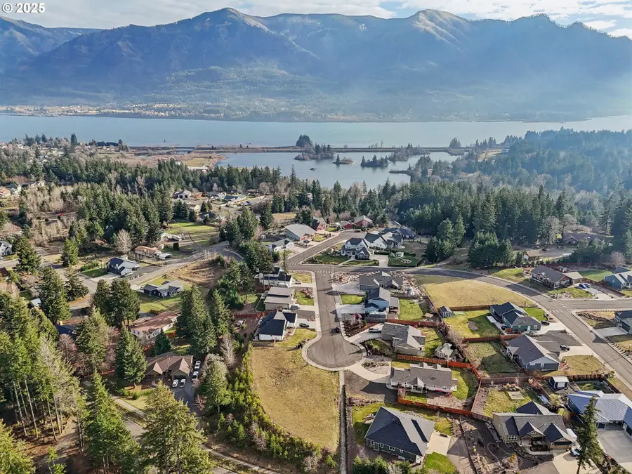 189 NW Falcon Ct, Stevenson, WA 98648 - Image #3