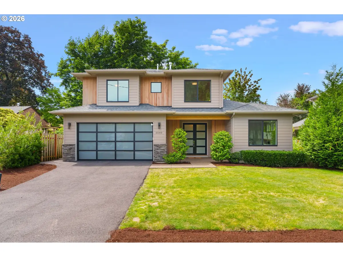 5540 SW Brugger St, Portland, OR 97219 - #1