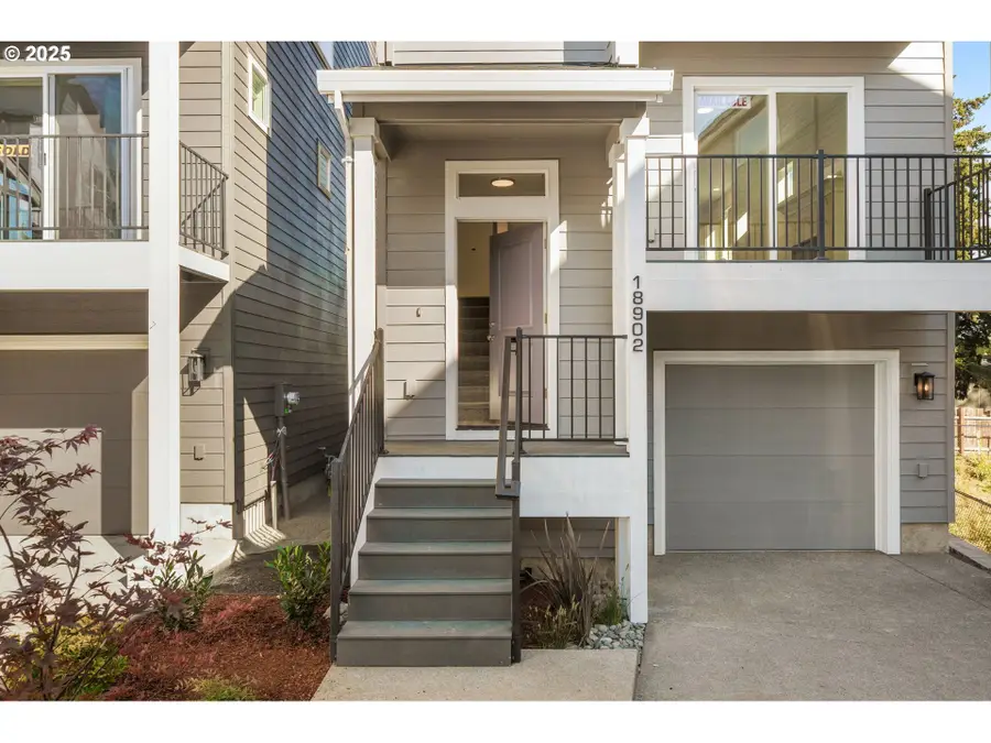 18933 SW Hazelwood Ln #L-9, Beaverton, OR 97078 - Image #2