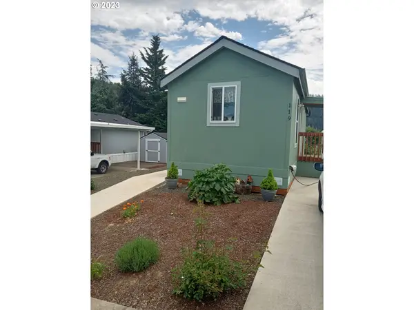 119 Oak Leaf Ln, Winston, OR 97496