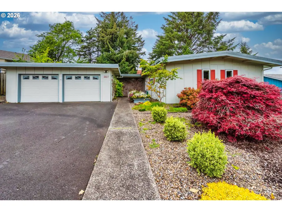 3027 NE 32nd Dr, Lincoln City, OR 97367 - #2