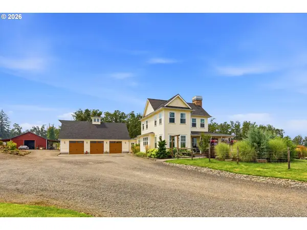 12200 S Fox Rd, Molalla, OR 97038