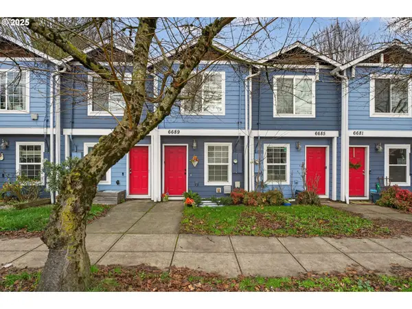6689 N Columbia Way, Portland, OR 97203
