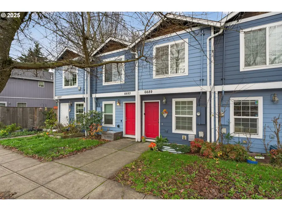 6689 N Columbia Way, Portland, OR 97203 - Image #2