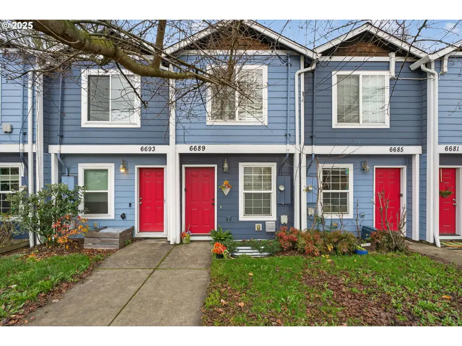 6689 N Columbia Way, Portland, OR 97203 - Image #3