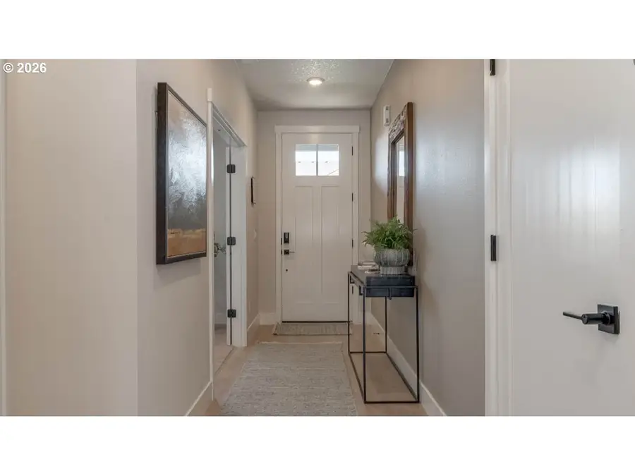2176 Veneta Ave S, Salem, OR 97306 - #2