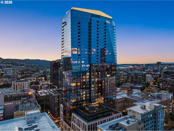 550 SW 10th Ave #2407, Portland, OR 97205