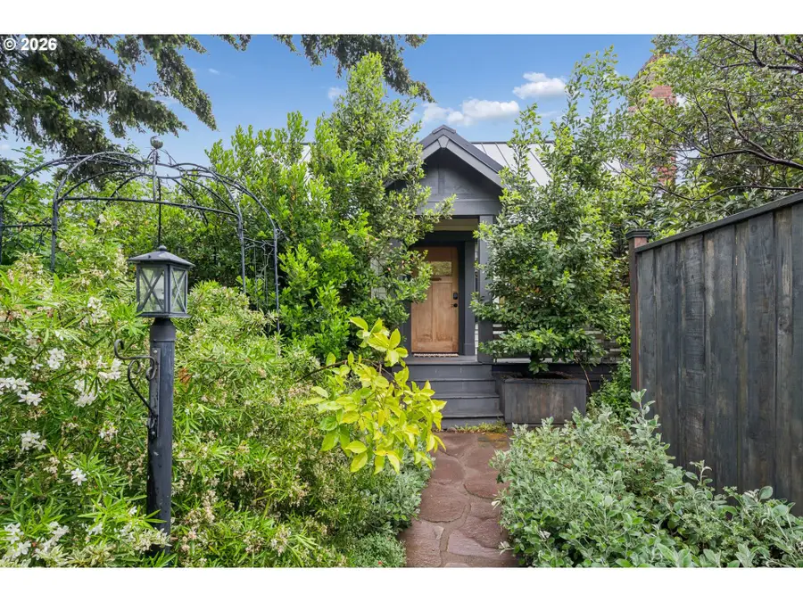 5816 NE 24th Ave, Portland, OR 97211 - #2