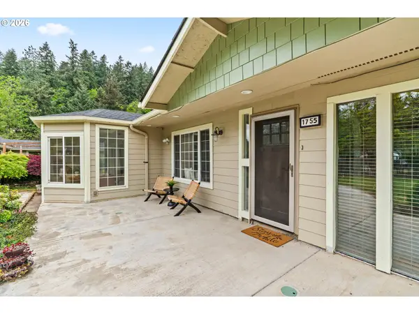 1755 E 43rd Ave, Eugene, OR 97405