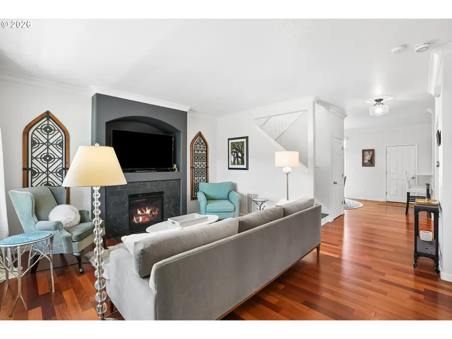 3778 SE Oakleaf St, Hillsboro, OR 97123 - #2