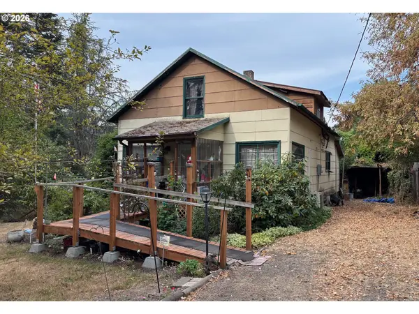 11975 SW 95th Ave, Tigard, OR 97223