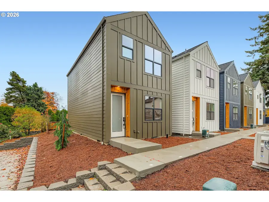 7766 SW Bonita Rd, Tigard, OR 97224 - Image #2