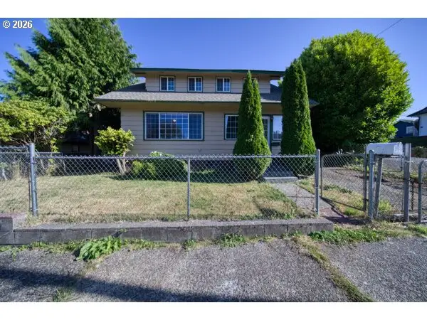 1090 Fir Ave, Reedsport, OR 97467 - #1