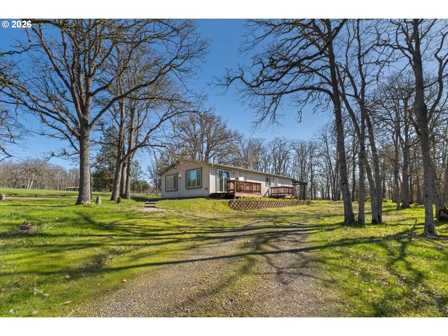 196 Lyle Snowden Rd, Lyle, WA 98635 - #2