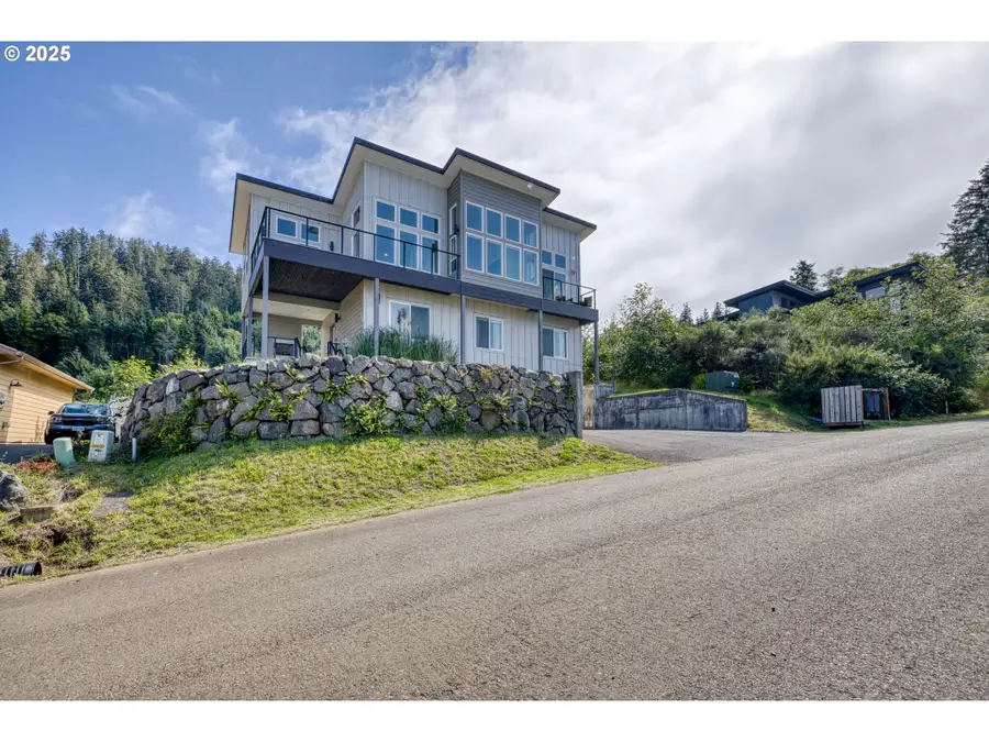 54145 S Beach Rd, Neskowin, OR 97149 - #2