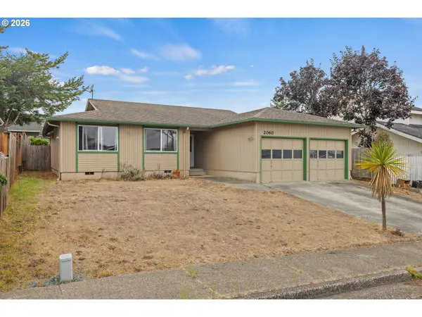 2060 Hayes St, NorthBend, OR 97459