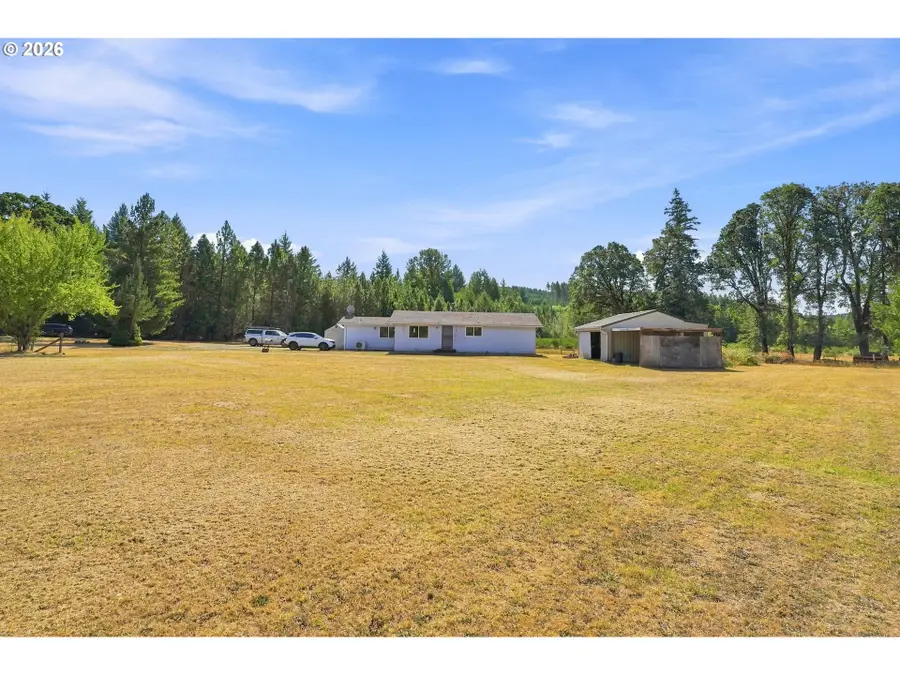 23118 Warthen Rd, Elmira, OR 97437 - #2