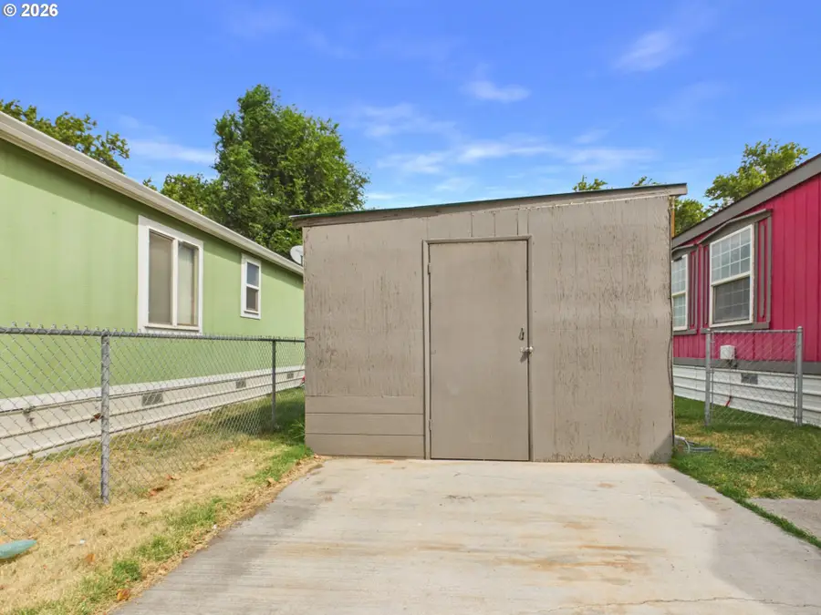 1800 NE 10th St #22, Hermiston, OR 97838 - #3