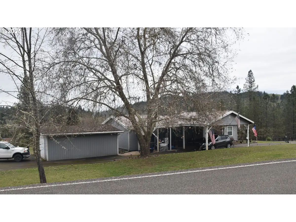 116 Silver Maple St, Roseburg, OR 97471 - #1