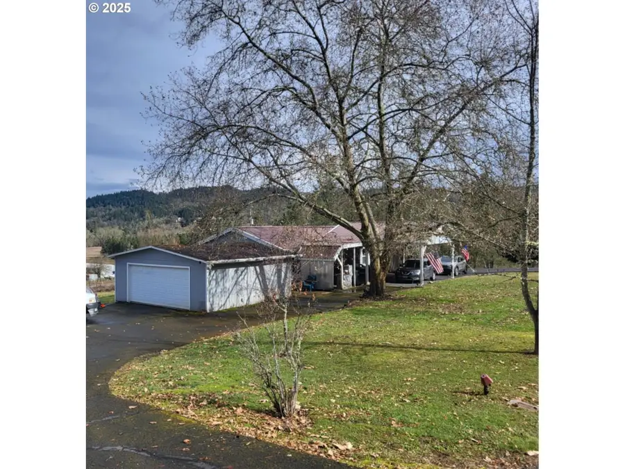 116 Silver Maple St, Roseburg, OR 97471 - #2